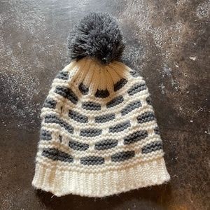 beanie with pom pom
